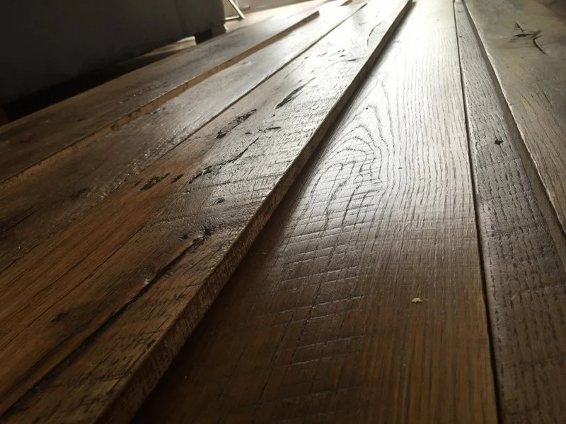 Reclaimed oak in random widths
